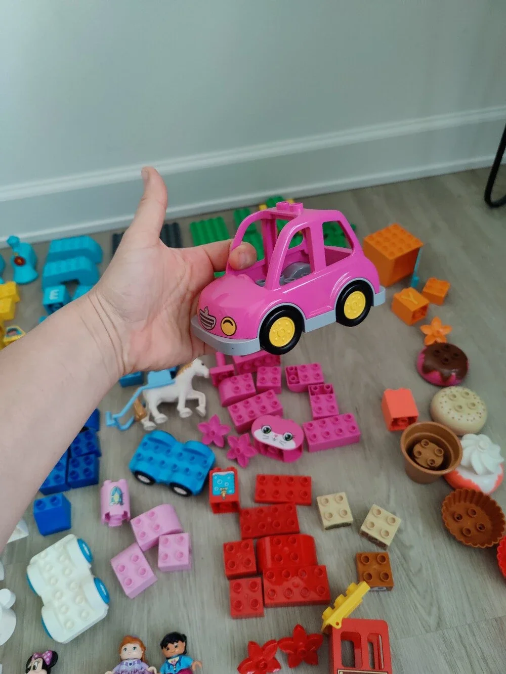 Assorted 130+ Pcs Duplo Lego Lot Kids Building Block Multicolor Educational Y2K